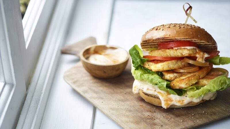 Peri Peri Chicken & Egg Burger